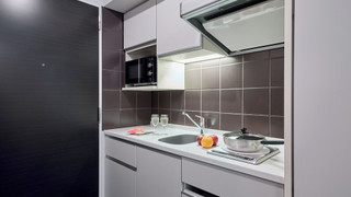 スタジオ (Double)