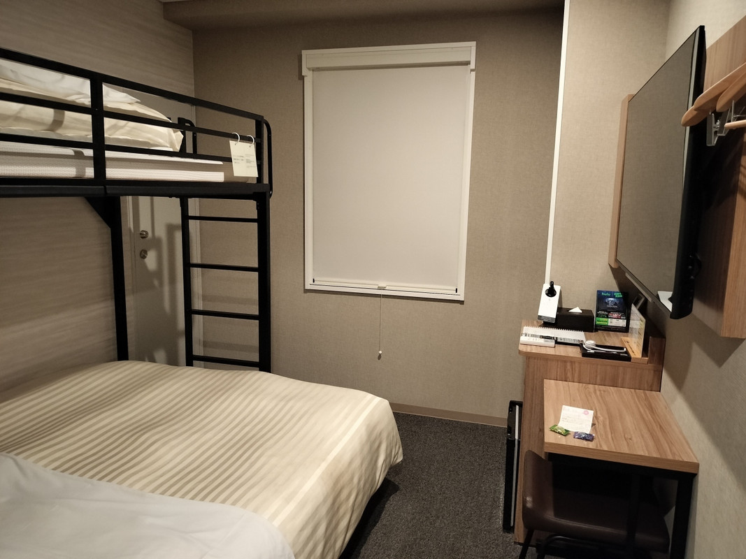 スーパールーム