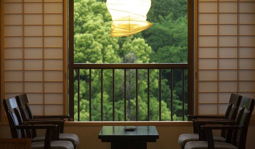 自然を満喫
馬にも癒やされて♪ / 1