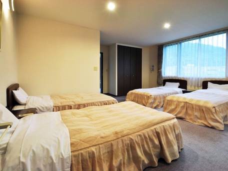 ペンション シャドウ クラッセ / 5