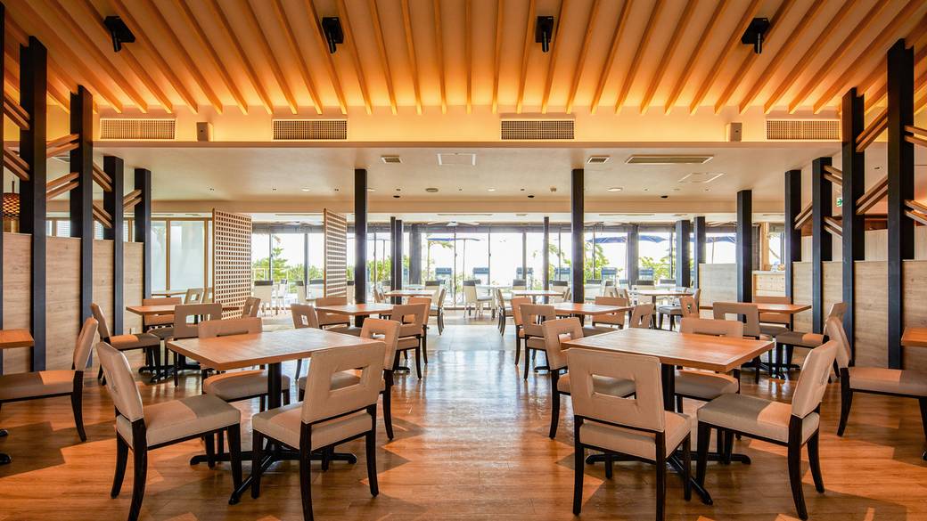 ホテル内「コーラルブルー」 / 3