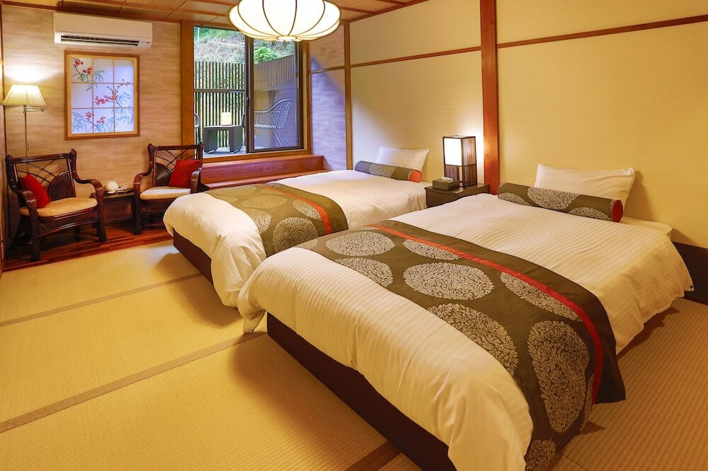 朝から但馬牛すき焼きが楽しめちゃう！3494350