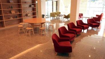 ロビーラウンジ / 17