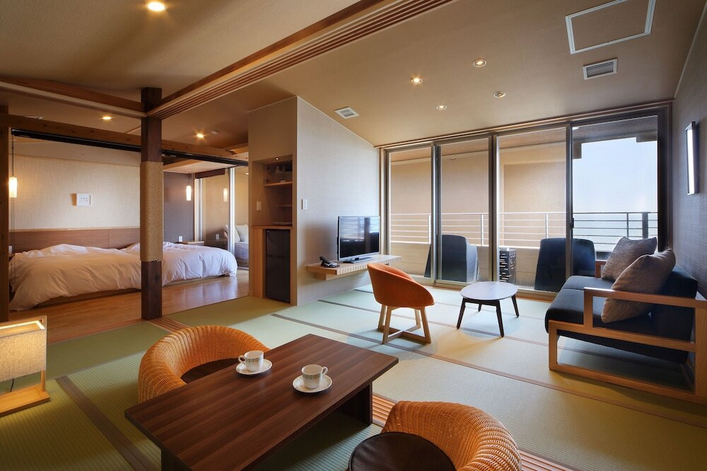 潮騒のプライベート空間で空と海を二人占め…♡3406920