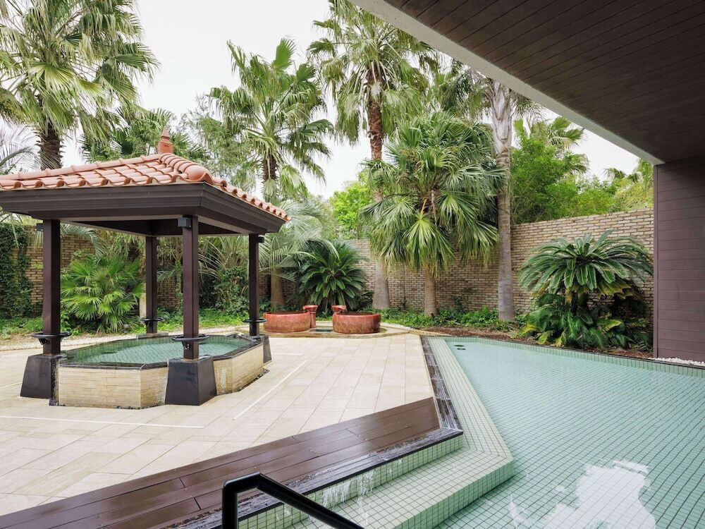 1．グランドメルキュール浜名湖リゾート&スパ4272425