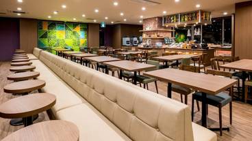 ロビーラウンジ / 4