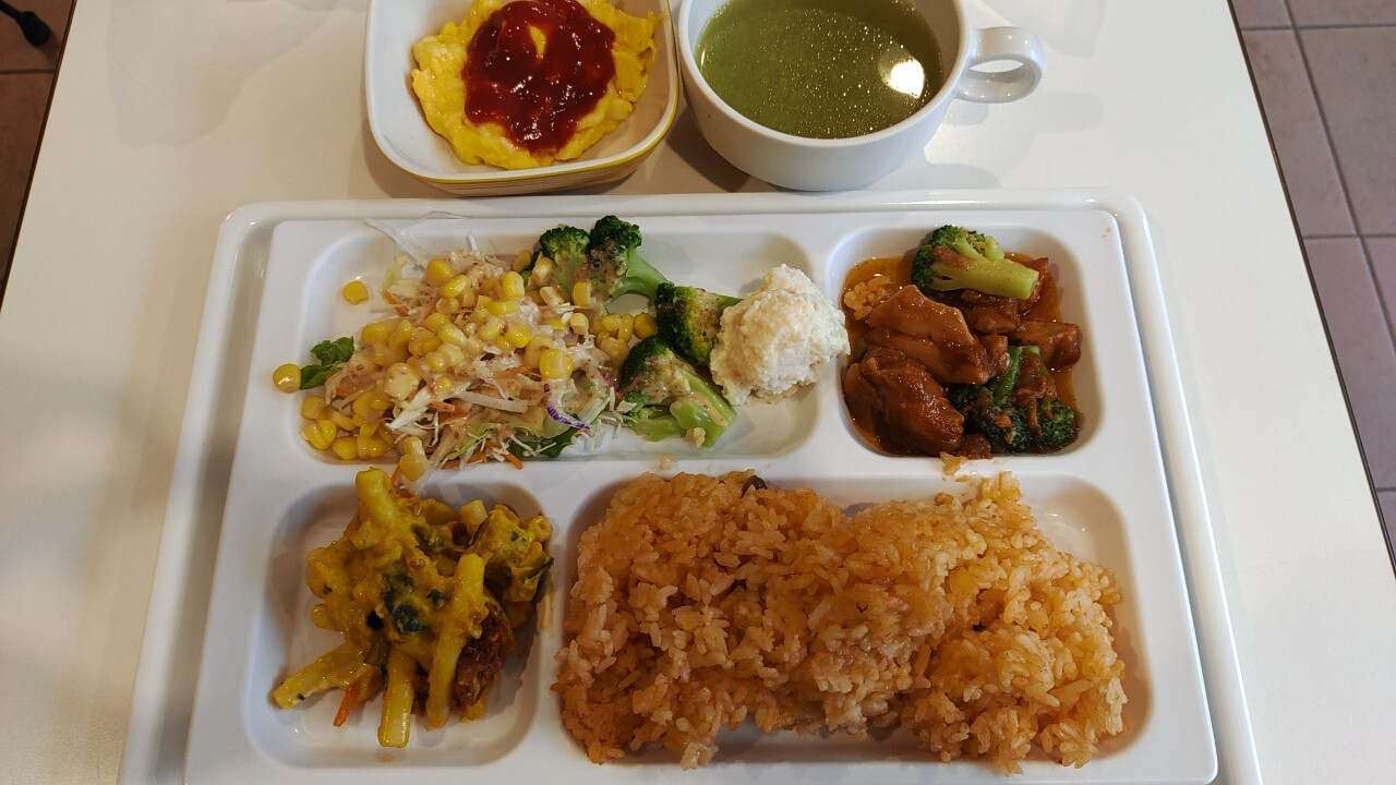 朝食バイキング