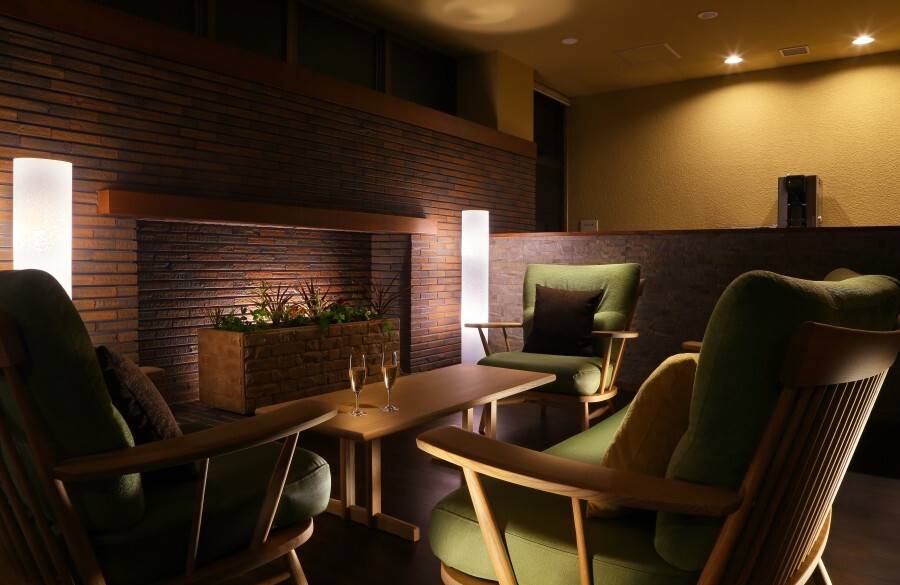 南国リゾートを感じる
高台の和モダンな宿 / 2