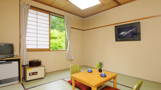 [東館] 和室8畳 (お手洗い, 洗面所なし)