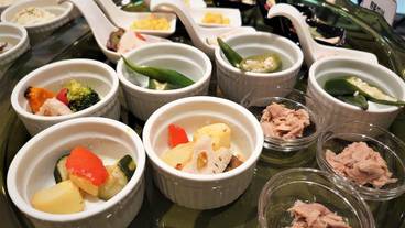 朝食ビュッフェ / 14