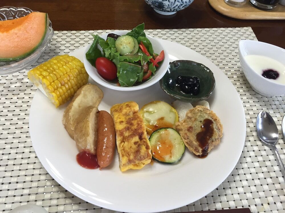 朝食