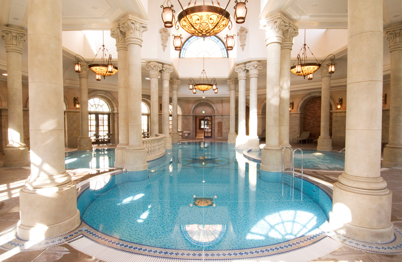 ワクワクが止まらない♪海外バカンス気分に浸れるクラシックなホテル3463658