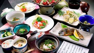 食事・飲み物 / 37