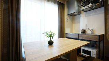 客室内のダイニングエリア / 25