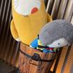 玄関前の鬼太郎とネズミ男