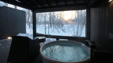 露天風呂付ツイン／露天風呂(冬) / 8