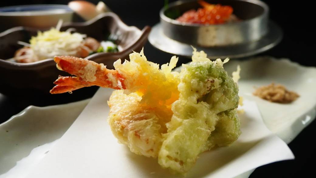 おかわりOKの
会席料理を堪能 / 1