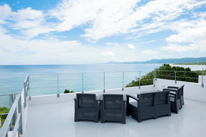 ダイニングテラスやルーフテラスも