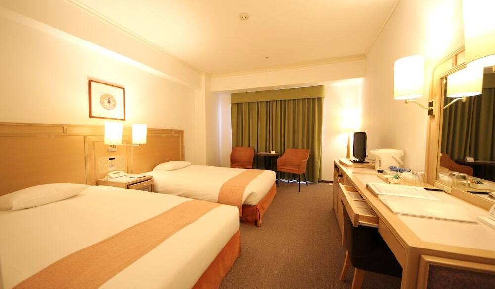 スタンダードツイン / 2