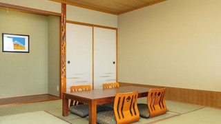 西館　和洋室　布団付き　9・10階フロア　禁煙