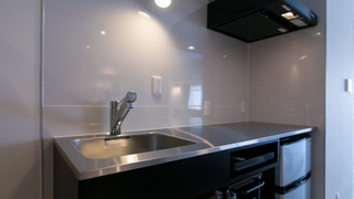 デラックス スタジオスイート (601)