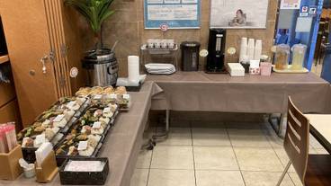 朝食スペース / 9