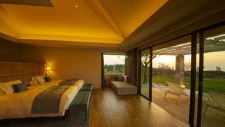 スイートコテージJINWA3ベッドルーム201㎡ 禁煙(プライベートプール付)