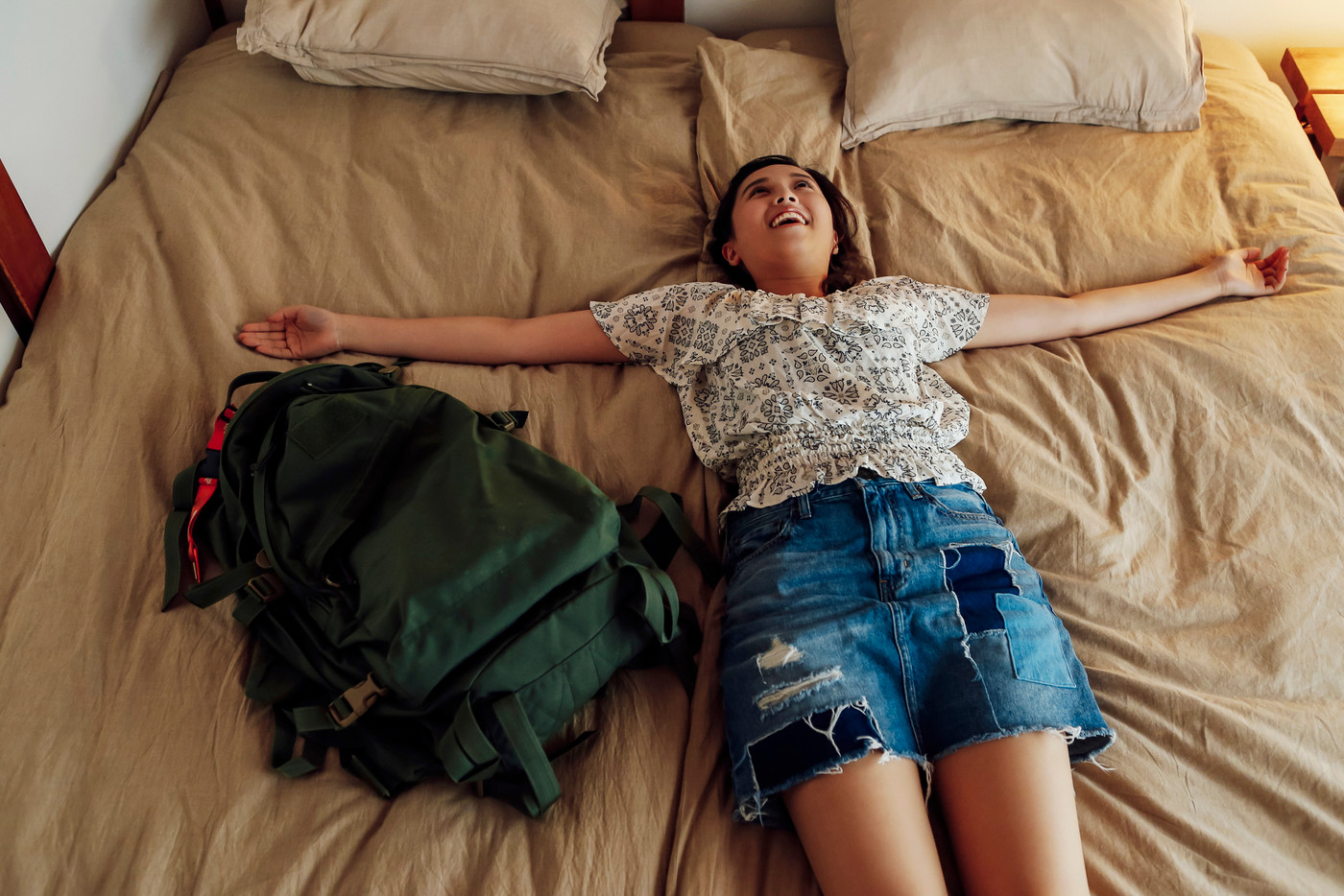 バックパッカー イメージ