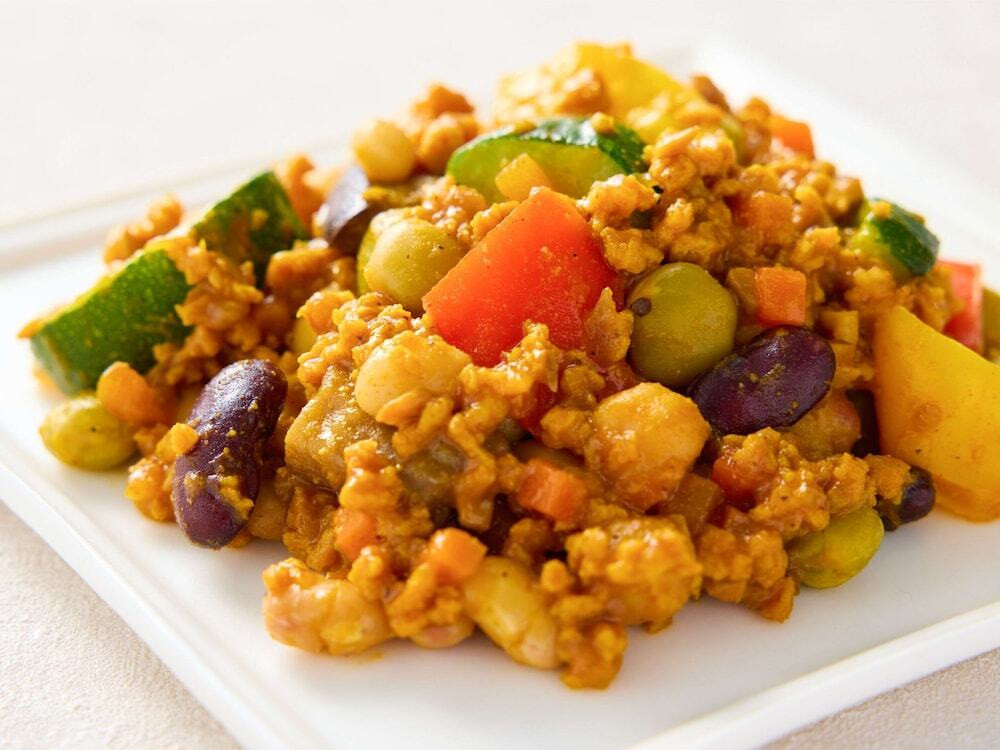 朝食ブッフェ 彩り野菜とお豆のキーマカレー