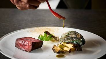 食事・飲み物 / 15