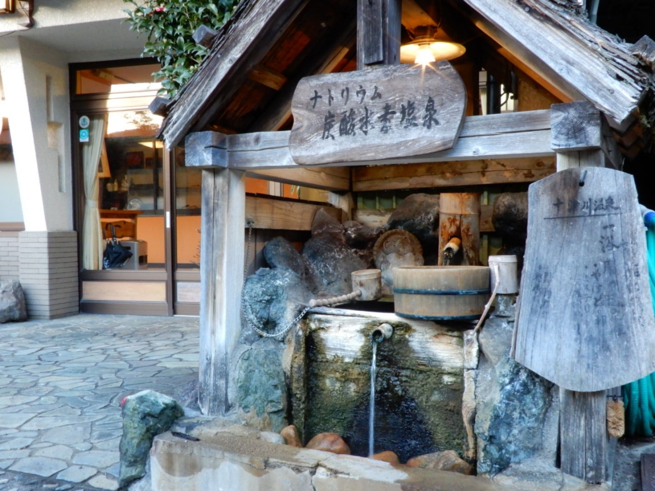 貸切露天風呂が堪能できる、創業100年続く古き良き旅館3845820