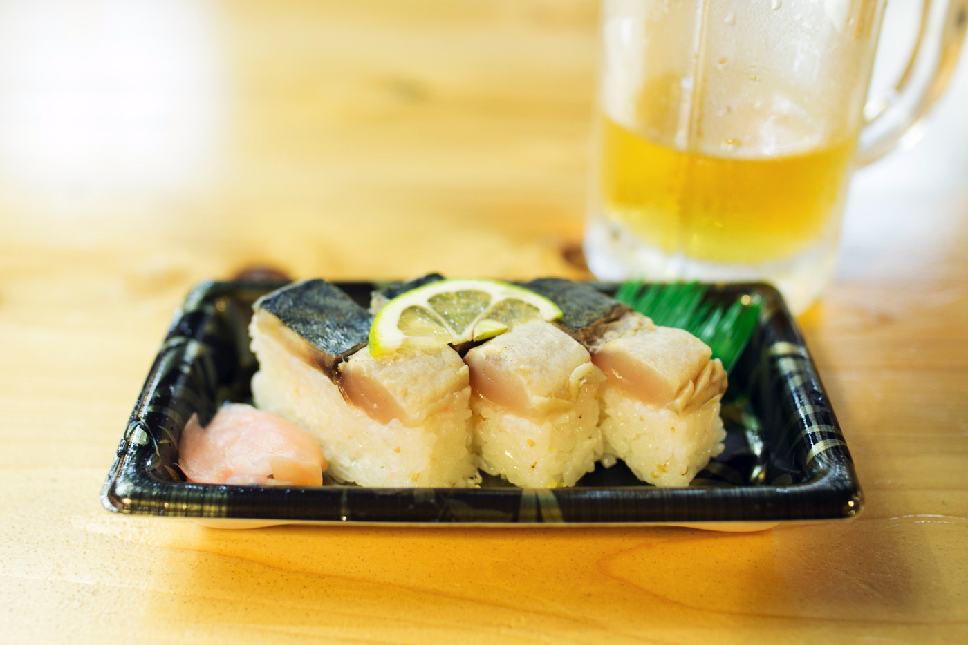 高知　ひろめ市場のさば寿司