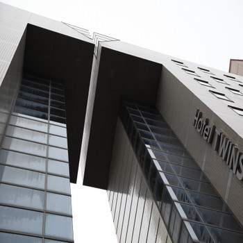 シンプルで清潔感ある客室は居心地抜群3847676