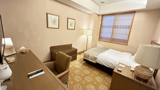 ダブルルーム (1 名様利用)