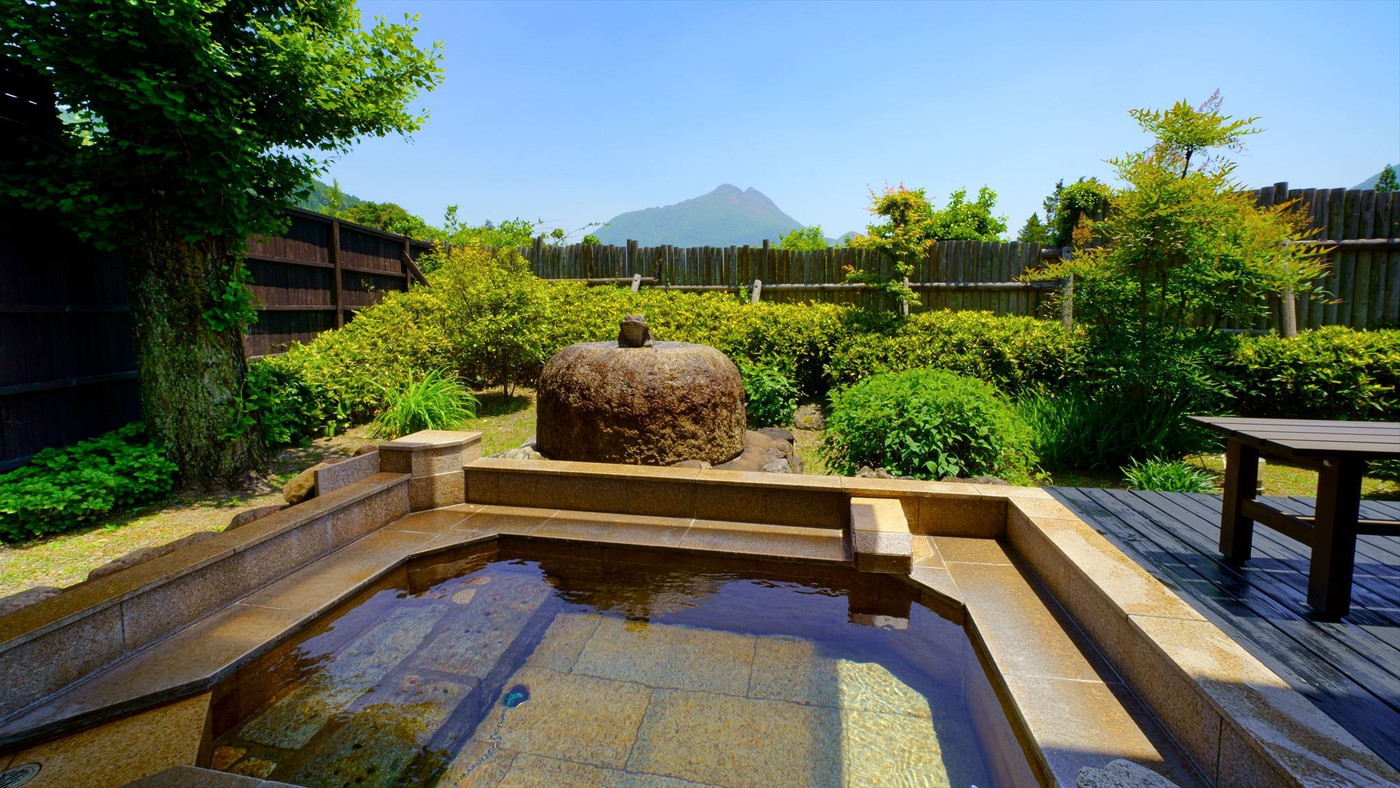 最高級黒毛和牛が味わえる露天風呂付離れの宿3553382