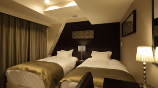 スタンダード ツインルーム 禁煙(セミダブルベッド2台) - 本館