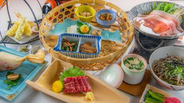 食事・飲み物 / 6