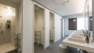 ダブルベッドルーム (共用バスルーム)