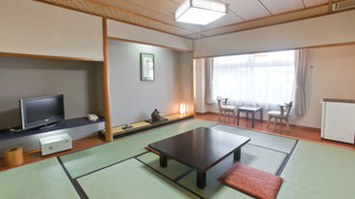 和室10畳 (お子様の添い寝不可)