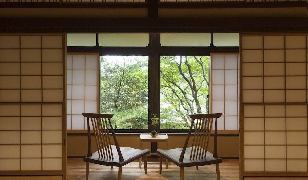 箱根の老舗宿を満喫した
家族水入らずの2日間 / 1