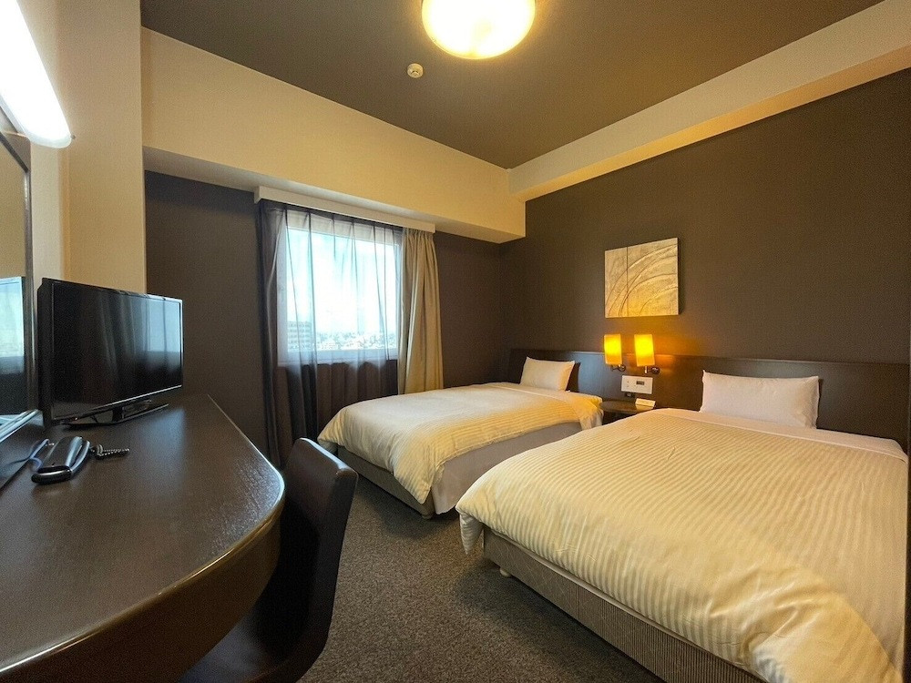 福井駅西口から徒歩約2分3913567