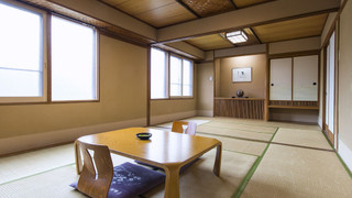 和室（有珠山側) buffet