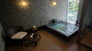 半露天温泉 スイート（パノラマビュー・4階）