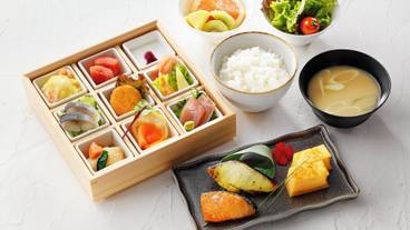 朝食 / 4