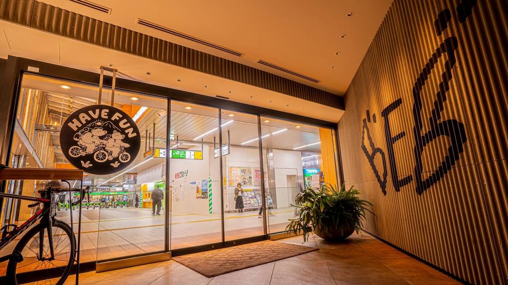 エントランス / 1