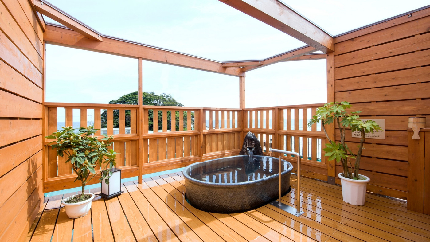 地魚料理が自慢の温泉宿！子どもも楽しめる少量のお造りが嬉しい4059775