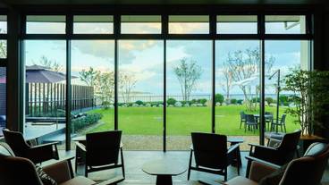 内部エントランス / 3