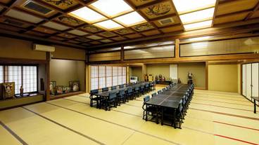 施設内の設備 / 25