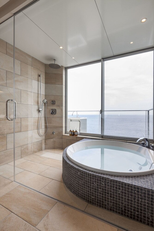 UMITO VOYAGE ATAMI（ウミト ヴォヤージュ アタミ） / 2