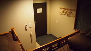 二段ベッド　トリプルルーム (2段ベッド2台, バスルーム付き)